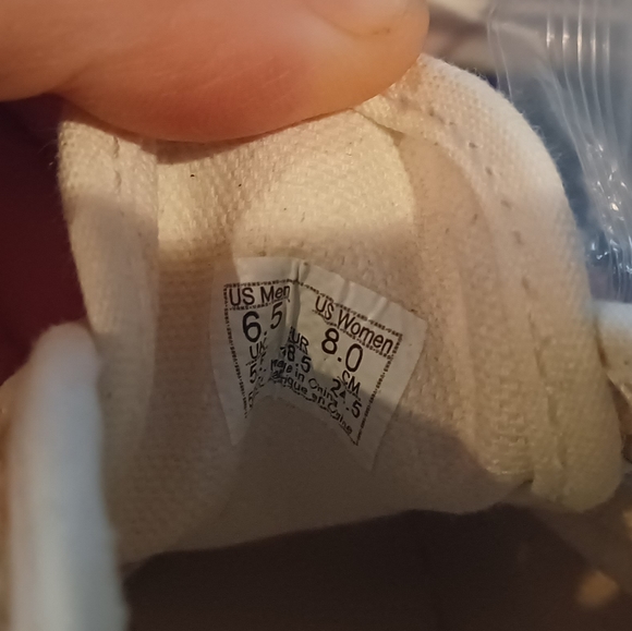 Vans - Picture 3 of 3